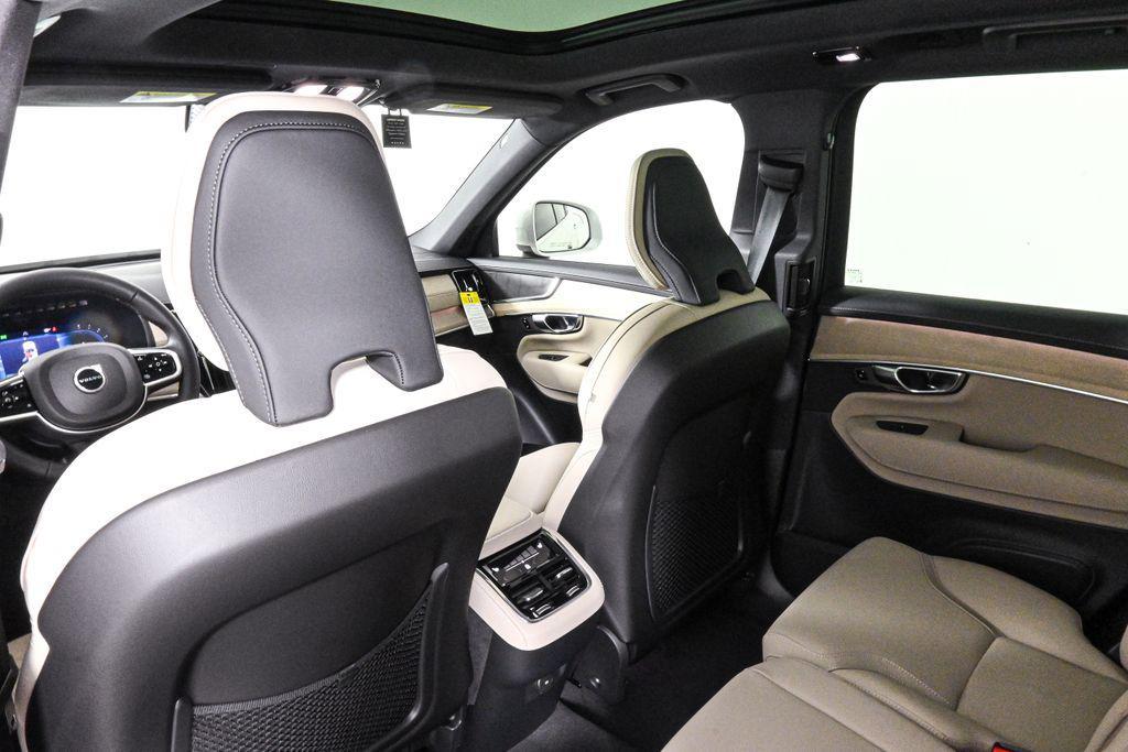 new 2025 Volvo XC90 car, priced at $58,856