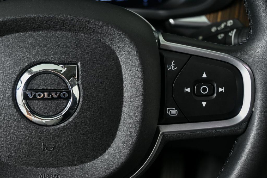 used 2022 Volvo XC60 car, priced at $27,730