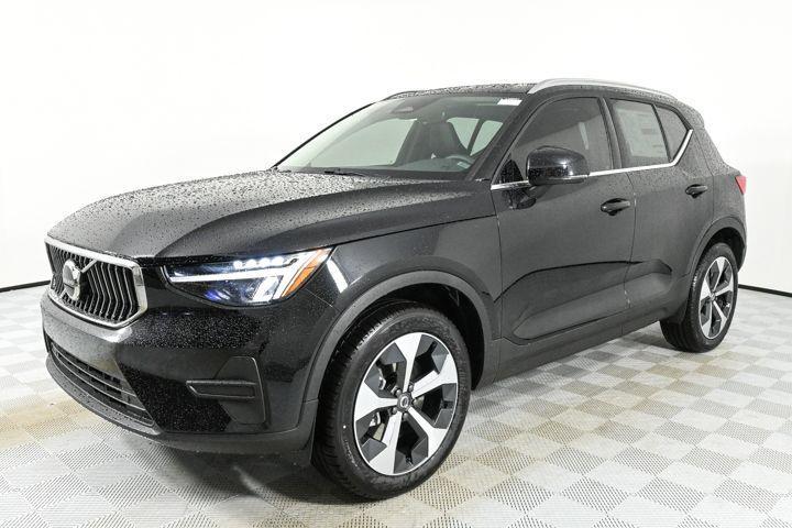 new 2025 Volvo XC40 car, priced at $41,965