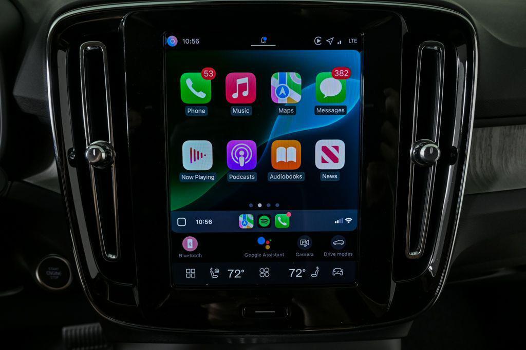 new 2026 Volvo XC40 car