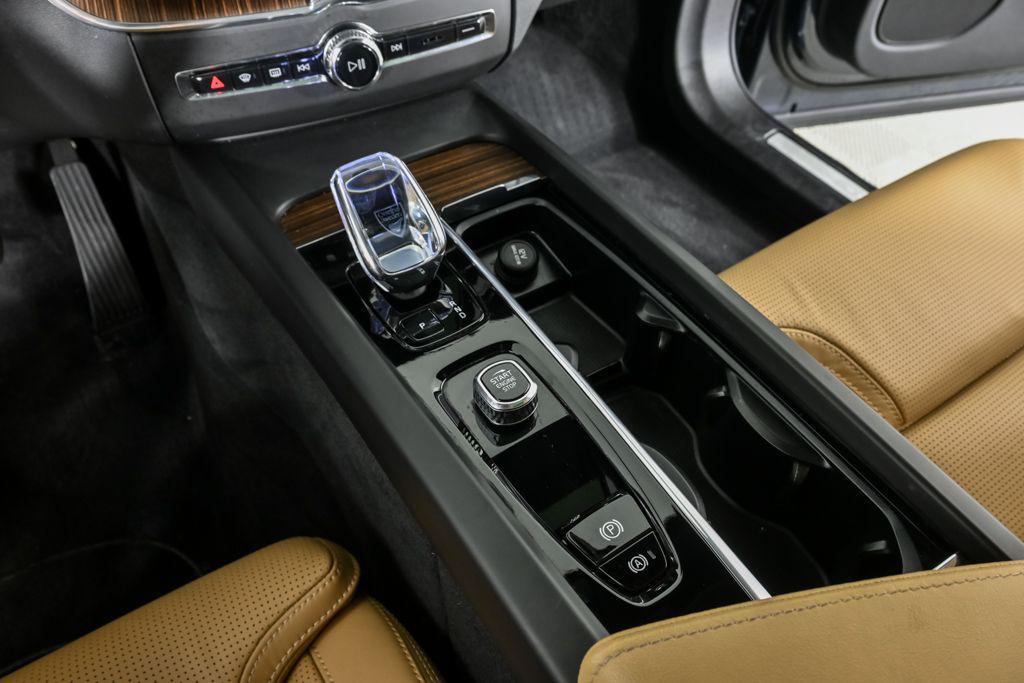 used 2023 Volvo XC60 car, priced at $37,812
