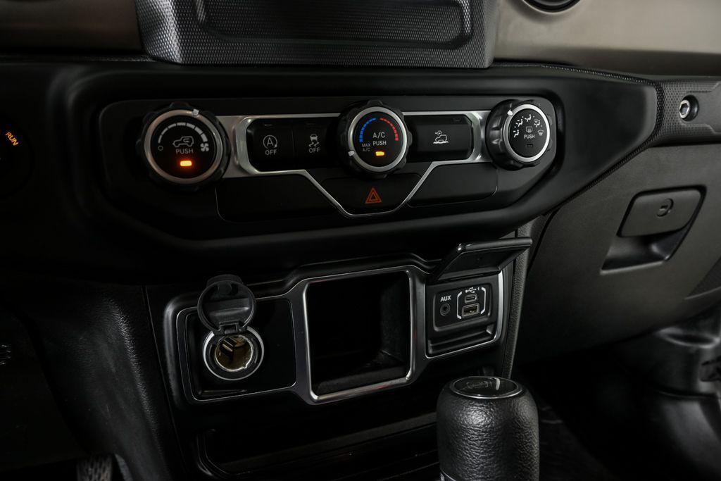 used 2020 Jeep Gladiator car, priced at $28,013