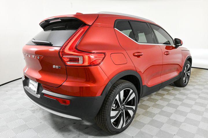 new 2025 Volvo XC40 car, priced at $45,772