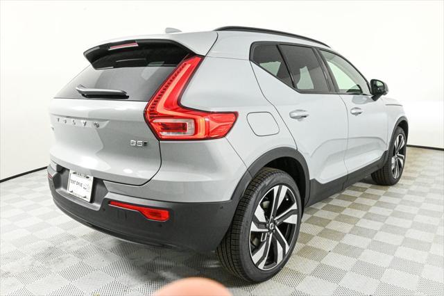 new 2025 Volvo XC40 car, priced at $51,560