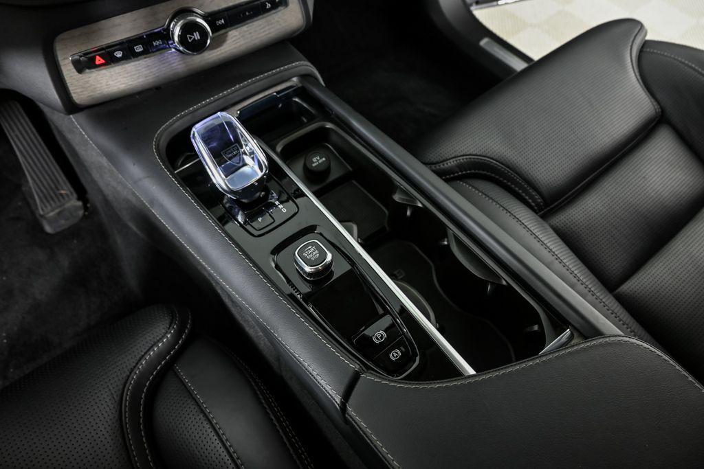 used 2024 Volvo XC90 Recharge Plug-In Hybrid car, priced at $55,902