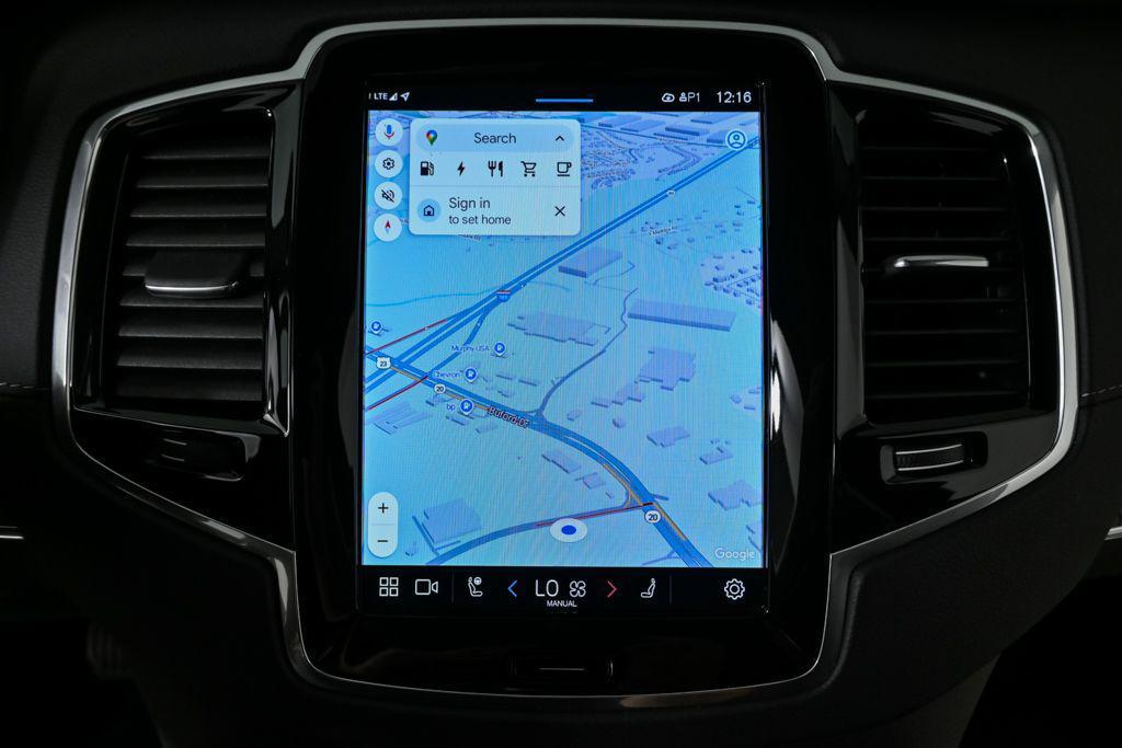used 2024 Volvo XC90 Recharge Plug-In Hybrid car, priced at $55,902
