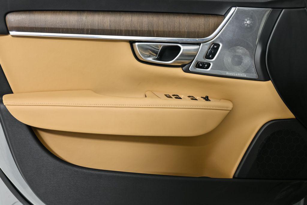 used 2024 Volvo V90 Cross Country car, priced at $59,930