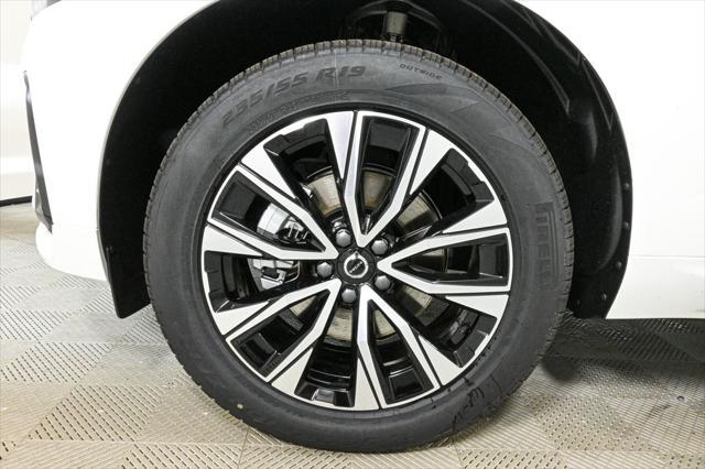 new 2025 Volvo XC60 car, priced at $49,895