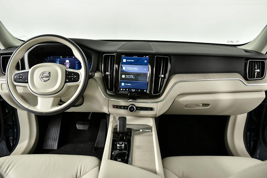 used 2023 Volvo XC60 car, priced at $32,210