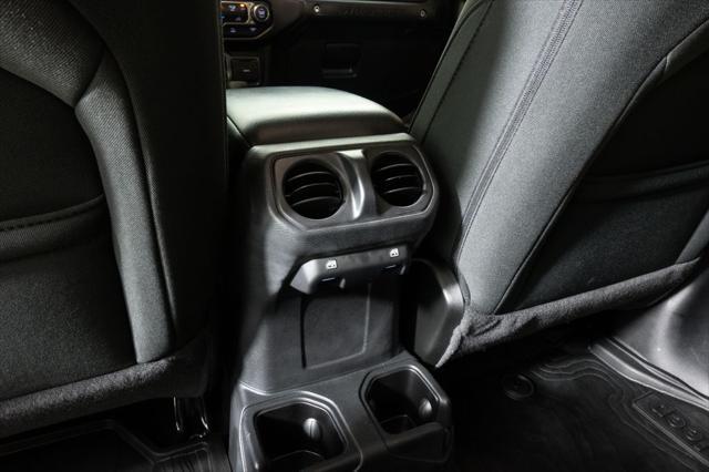 used 2022 Jeep Wrangler Unlimited car, priced at $31,426