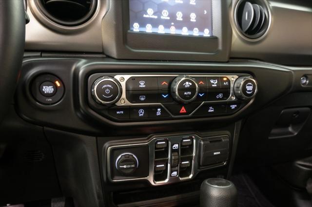 used 2022 Jeep Wrangler Unlimited car, priced at $31,426