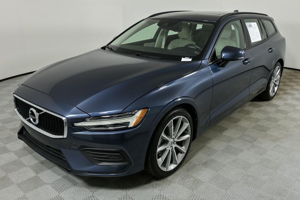used 2020 Volvo V60 car, priced at $25,672