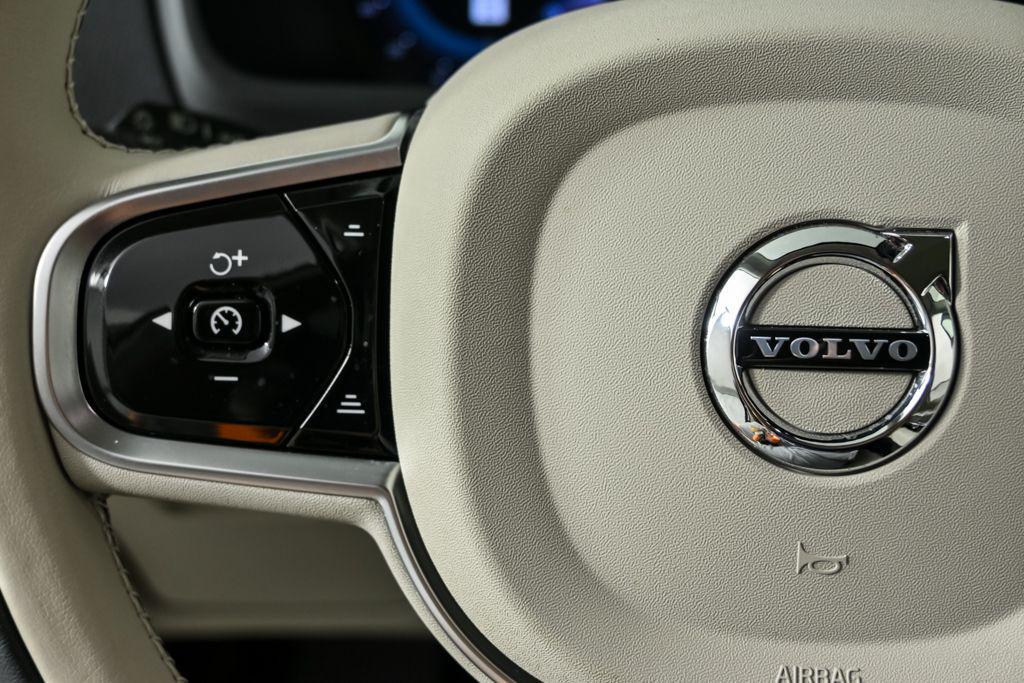 used 2024 Volvo XC90 Recharge Plug-In Hybrid car, priced at $50,401