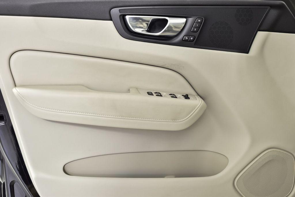 used 2023 Volvo XC60 car, priced at $32,616