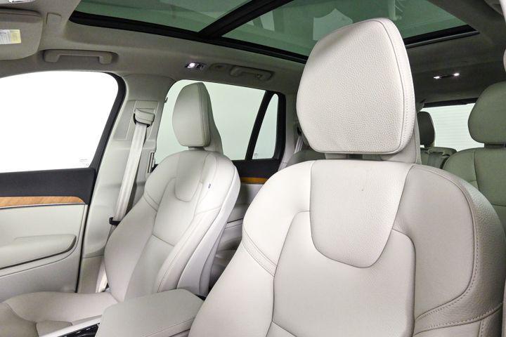 used 2022 Volvo XC90 car, priced at $40,900