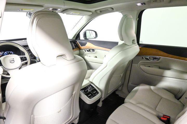 used 2022 Volvo XC90 car, priced at $40,900