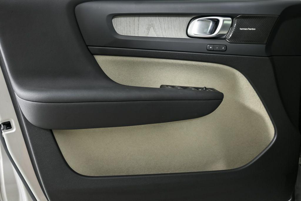 used 2024 Volvo XC40 car, priced at $39,226