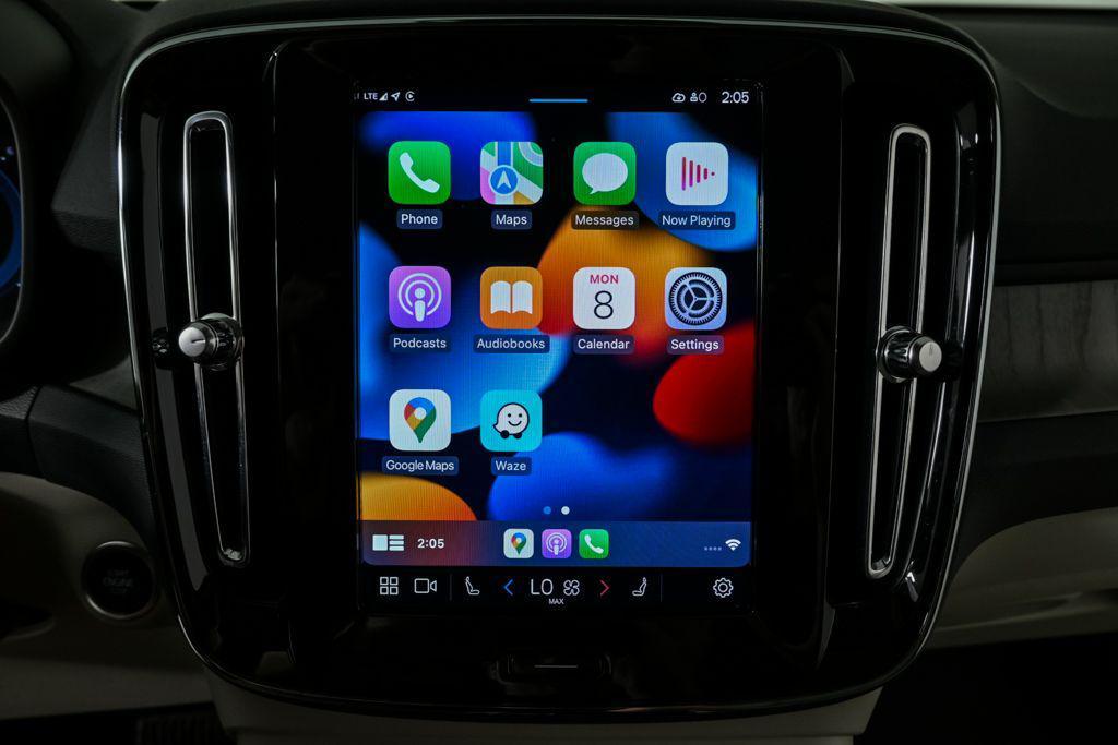 used 2024 Volvo XC40 car, priced at $39,226