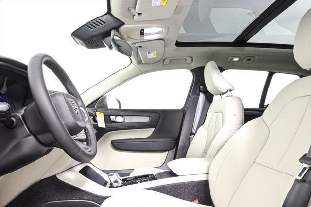 new 2025 Volvo XC40 car, priced at $49,240