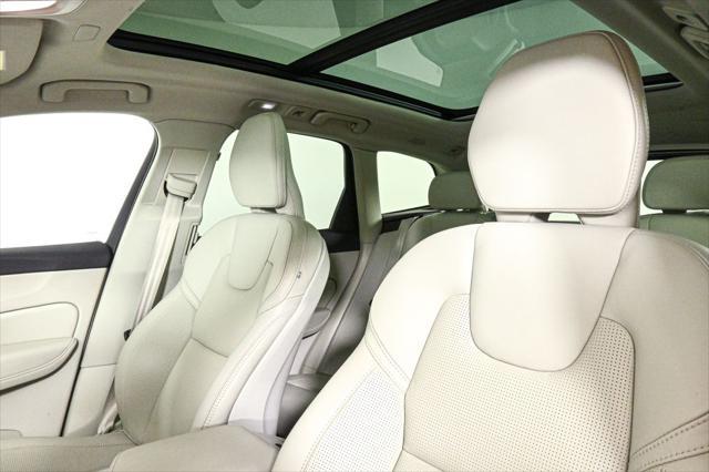 used 2023 Volvo XC60 Recharge Plug-In Hybrid car, priced at $46,500
