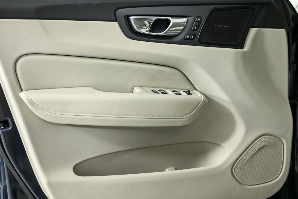 used 2023 Volvo XC60 car, priced at $35,549