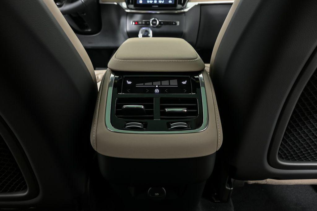 new 2026 Volvo XC90 car