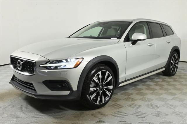 used 2020 Volvo V60 Cross Country car, priced at $30,900