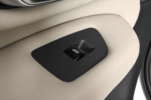 new 2025 Volvo XC90 car, priced at $65,395