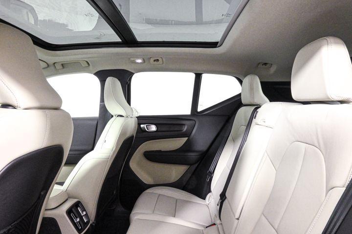 new 2025 Volvo XC40 car, priced at $50,015