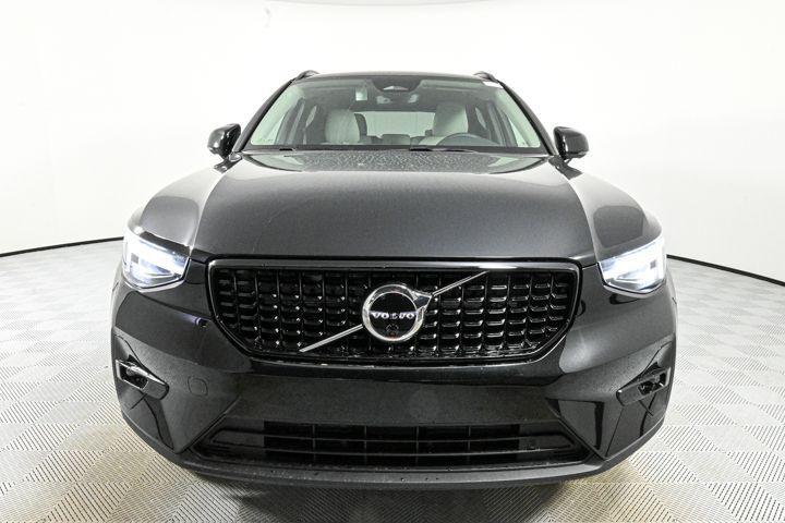 new 2025 Volvo XC40 car, priced at $50,015