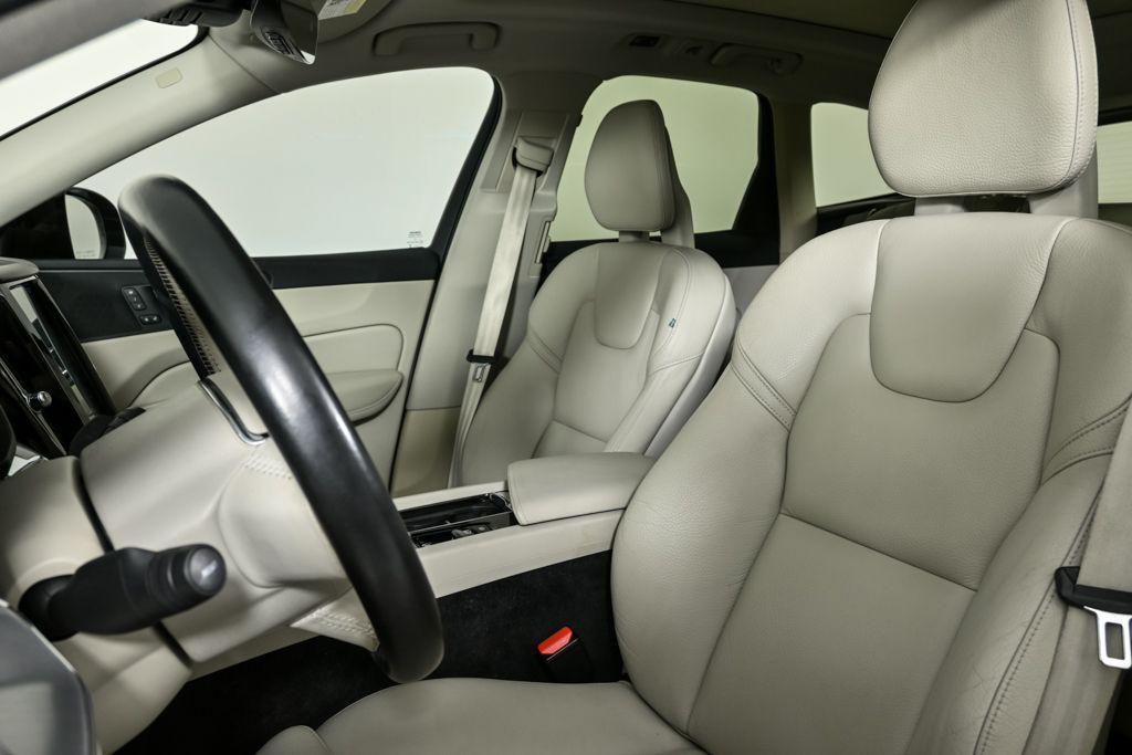 used 2019 Volvo XC60 car, priced at $19,358