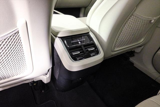 used 2021 Volvo XC90 car, priced at $32,500