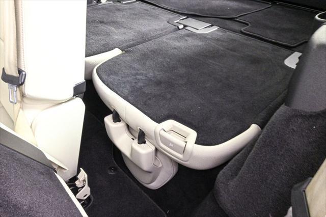 used 2021 Volvo XC90 car, priced at $32,500