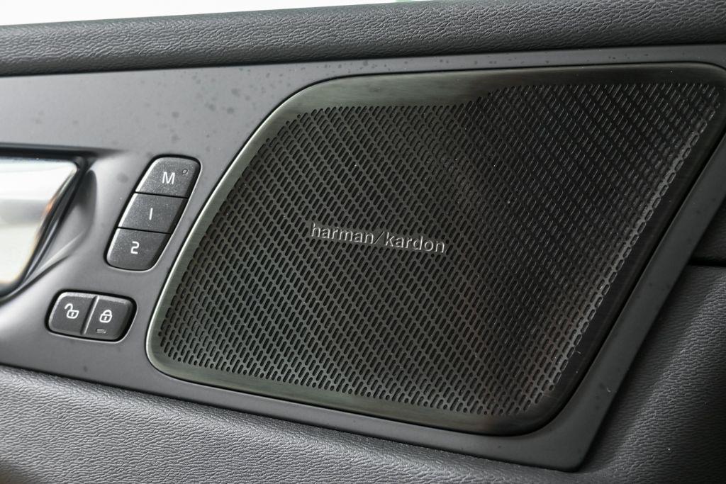 used 2022 Volvo XC60 car, priced at $36,276