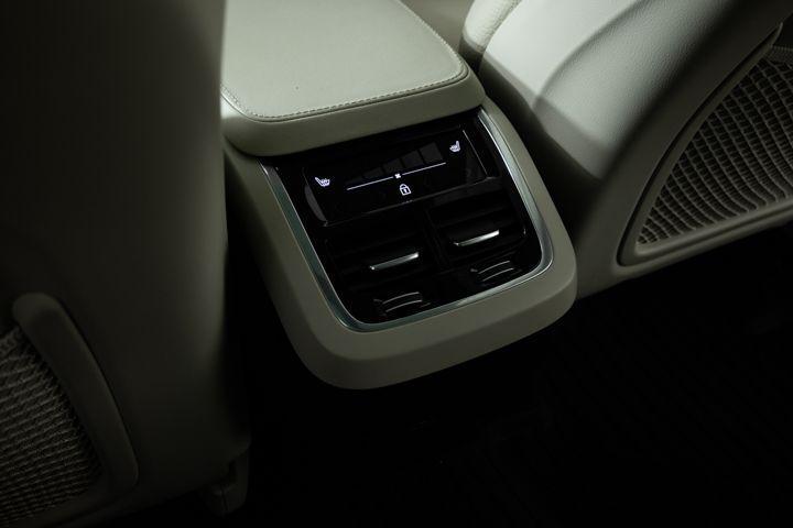 used 2024 Volvo XC90 car, priced at $46,709