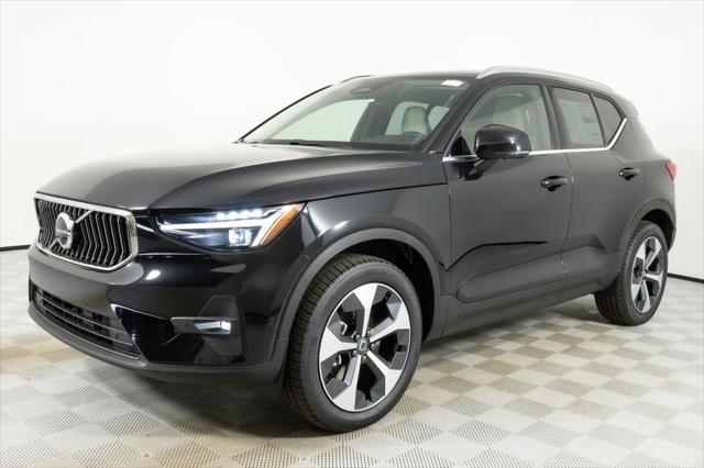 new 2025 Volvo XC40 car, priced at $41,502