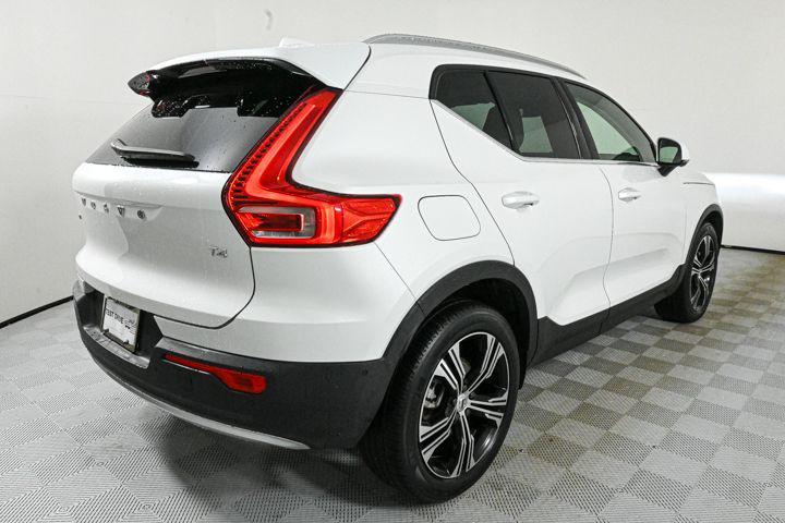 used 2022 Volvo XC40 car, priced at $29,900