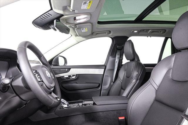 new 2025 Volvo XC90 Plug-In Hybrid car, priced at $82,405