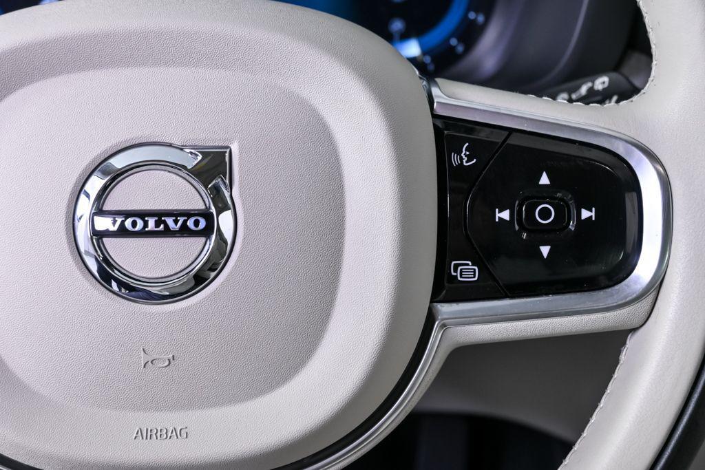 used 2023 Volvo XC60 car, priced at $32,598