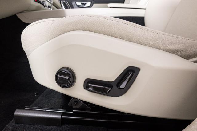 new 2025 Volvo XC60 car, priced at $49,824