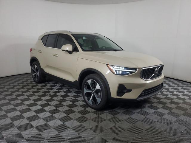 new 2025 Volvo XC40 car, priced at $49,895