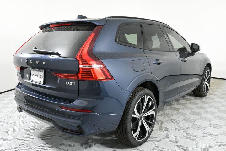 new 2025 Volvo XC60 car, priced at $60,495