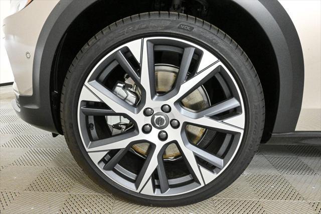 new 2025 Volvo V90 Cross Country car, priced at $68,965