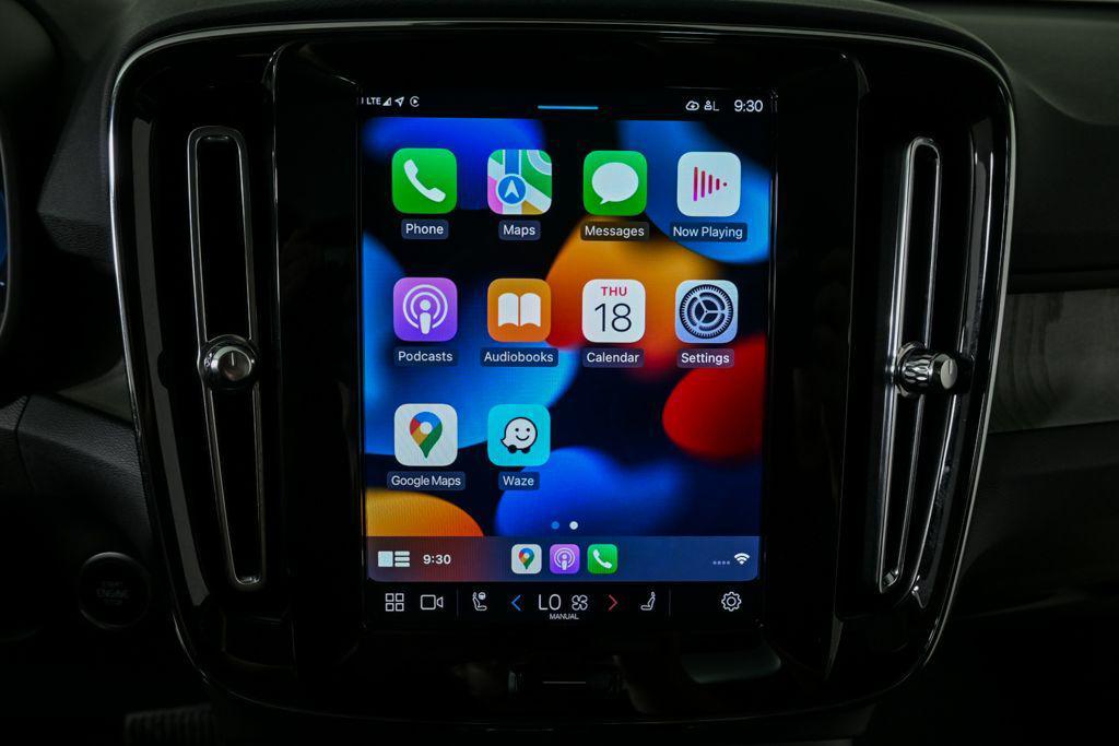 used 2024 Volvo XC40 car, priced at $35,725