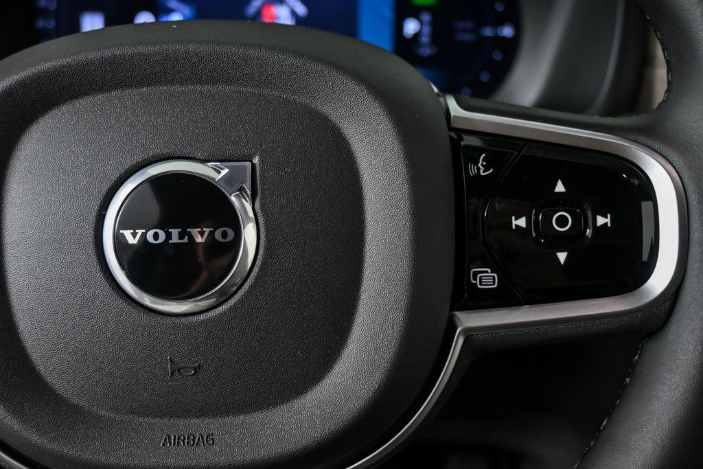 new 2026 Volvo XC90 Plug-In Hybrid car, priced at $81,955
