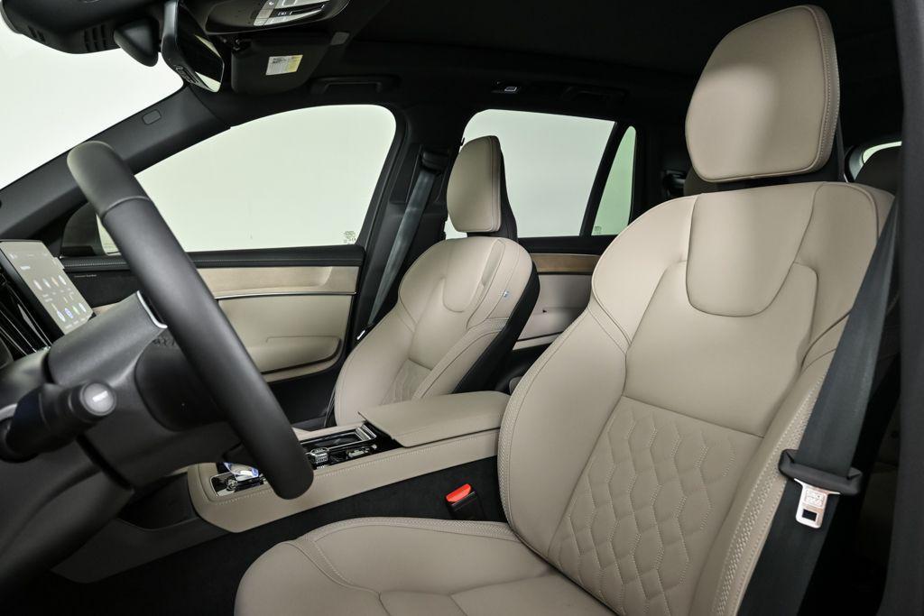 new 2026 Volvo XC90 Plug-In Hybrid car, priced at $81,955