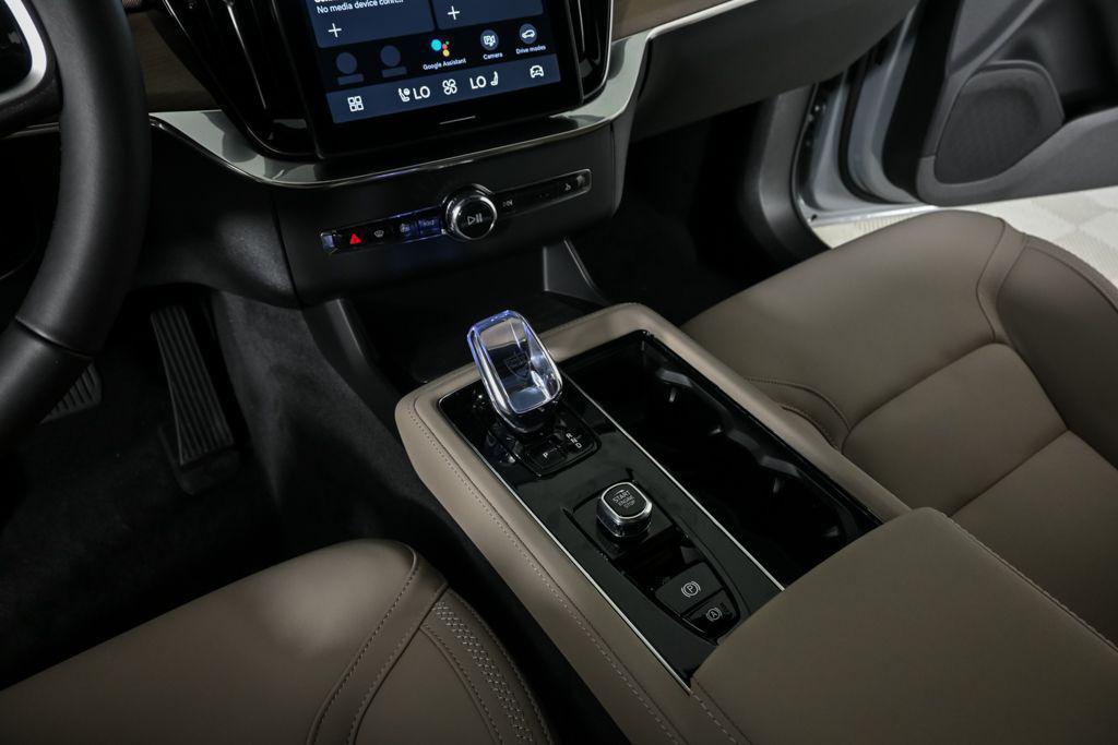 new 2026 Volvo XC90 Plug-In Hybrid car, priced at $81,955