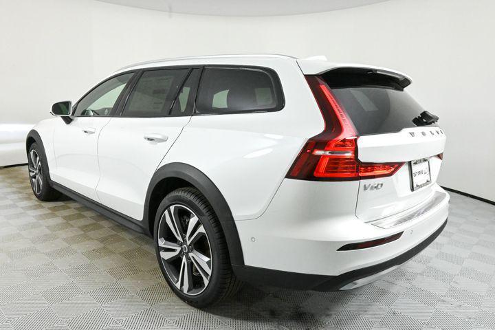 new 2025 Volvo V60 Cross Country car, priced at $54,225