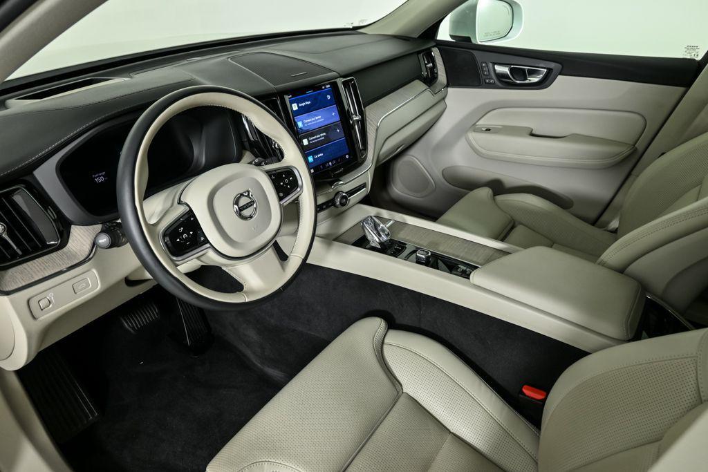 used 2022 Volvo XC60 car, priced at $39,385