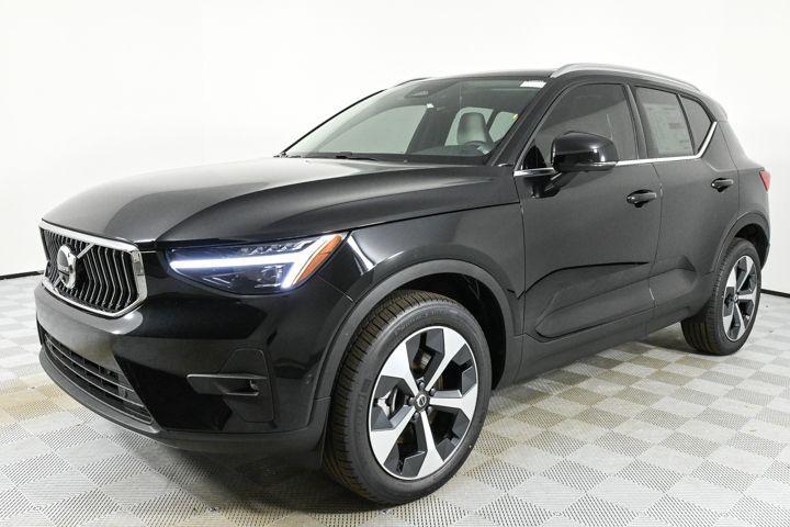 new 2025 Volvo XC40 car, priced at $44,600